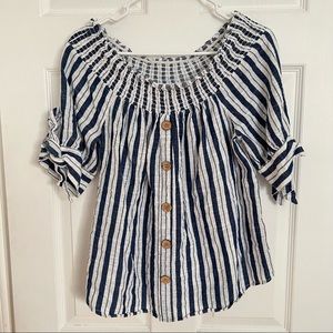Unique Spectrum | Knot Sleeve Stripped Top